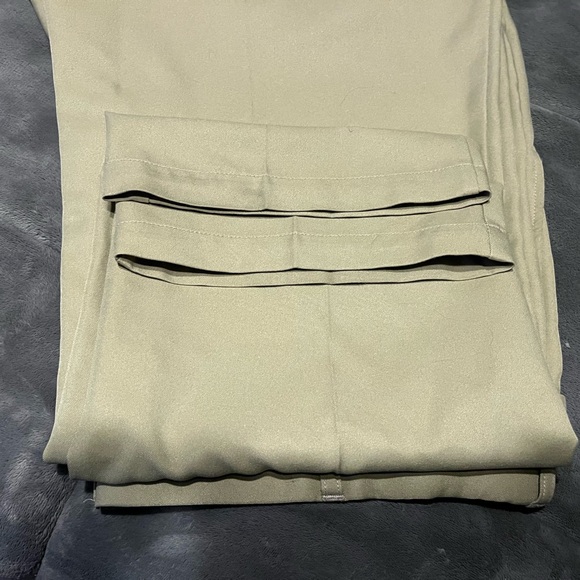 Men’s Haggar Pants - Picture 4 of 7